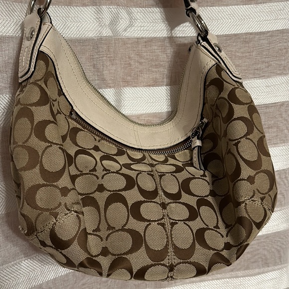 Coach Handbags - COACH BAG 👜